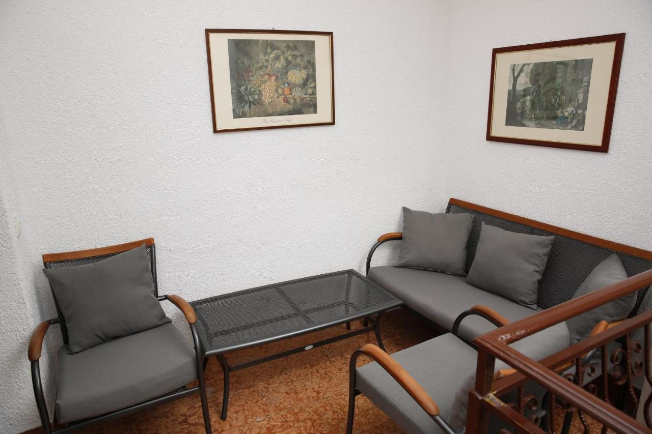 City Center Suites Vodice Bagian luar foto