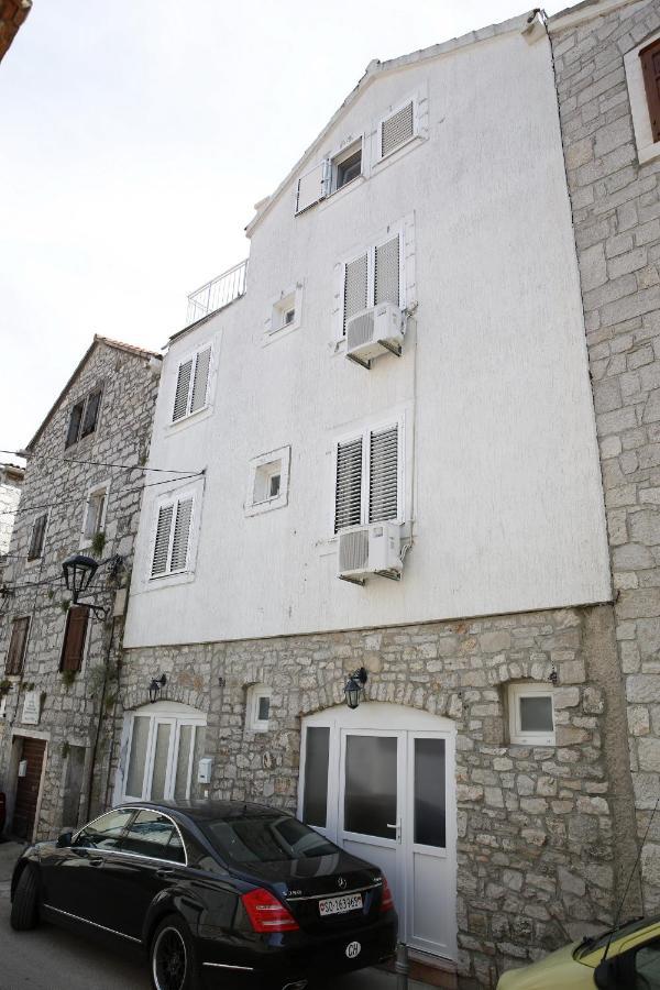 City Center Suites Vodice Bagian luar foto